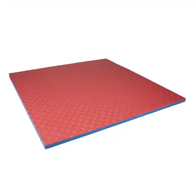 Red and blue tatami mat with checker profile and edging