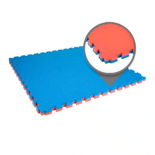 red and blue tatami mat