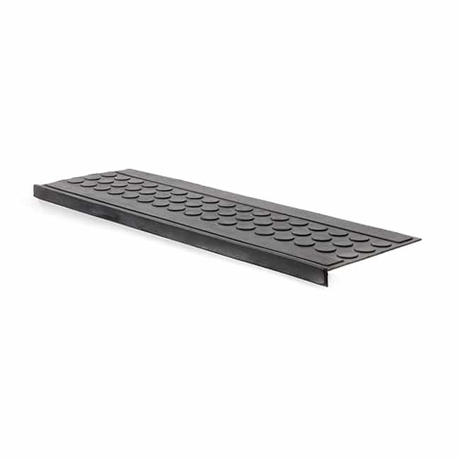 rubber-united-stair-mat-closed-stud-2